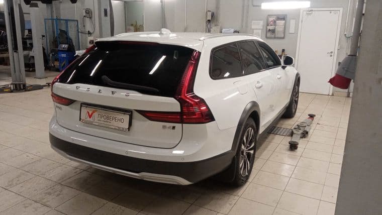 Volvo V90 Cross Country, 2021 - вид 2