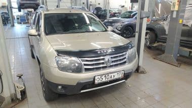 Renault Duster 2013 года, 195 334 км - вид 2