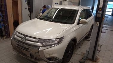 Mitsubishi Outlander 2018 года, 102 000 км - вид 1