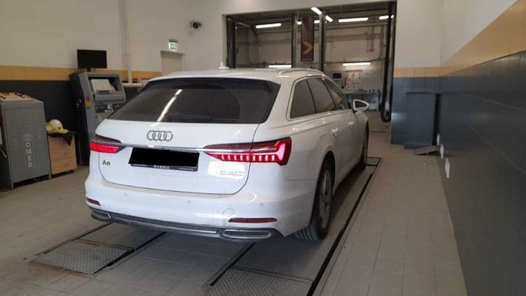 Audi A6, 2019 - вид 2