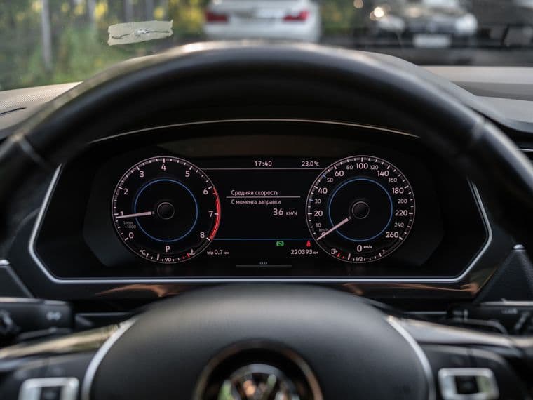Volkswagen Tiguan, 2018 - вид 4