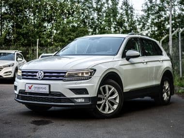 Volkswagen Tiguan 2018 года, 219 967 км - вид 1