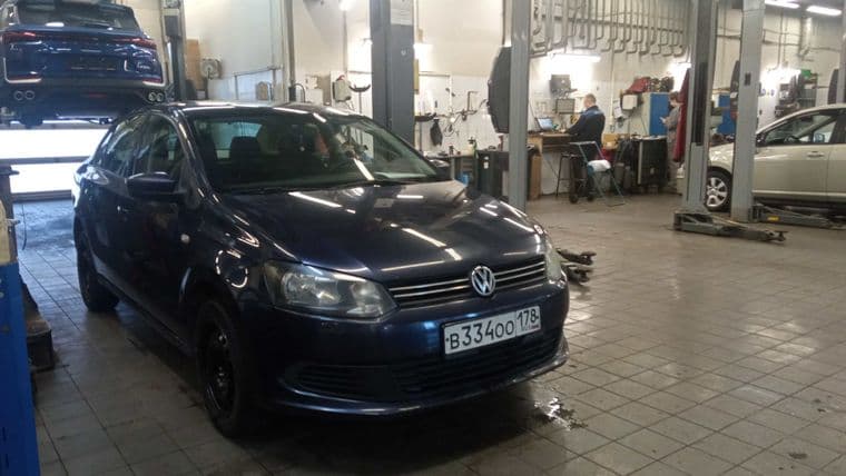 Volkswagen Polo 2012 года, 193 162 км - вид 2
