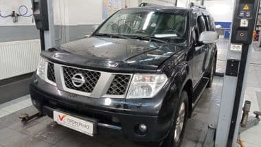 Nissan Pathfinder 2008 года, 221 000 км - вид 1