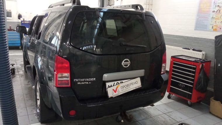 Nissan Pathfinder, 2008 - вид 3