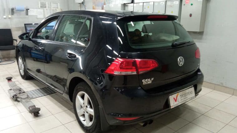 Volkswagen Golf, 2014 - вид 3