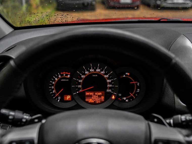 Toyota RAV4, 2012 - вид 4
