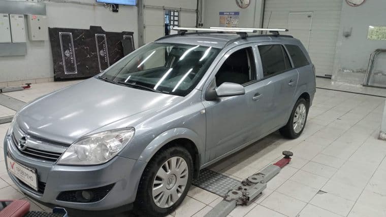 Opel Astra 2008 года, 240 348 км - вид 1