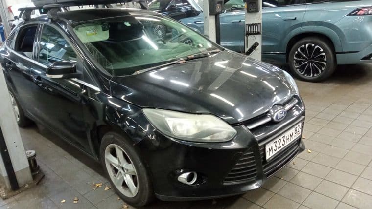 Ford Focus 2013 года, 168 570 км - вид 2