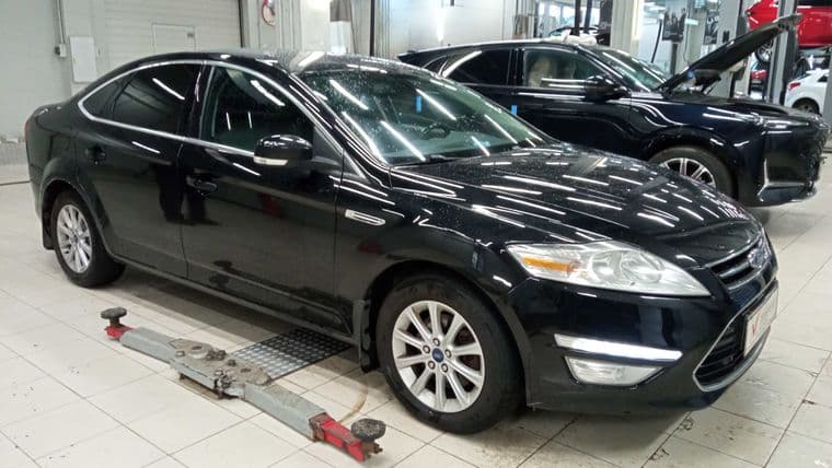 Ford Mondeo 2013 года, 170 000 км - вид 2