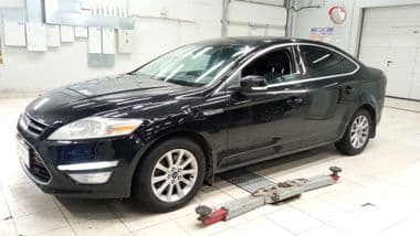 Ford Mondeo 2013 года, 170 000 км - вид 1