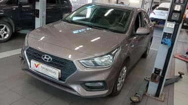 Hyundai Solaris 2018 года, 70 304 км - вид 1