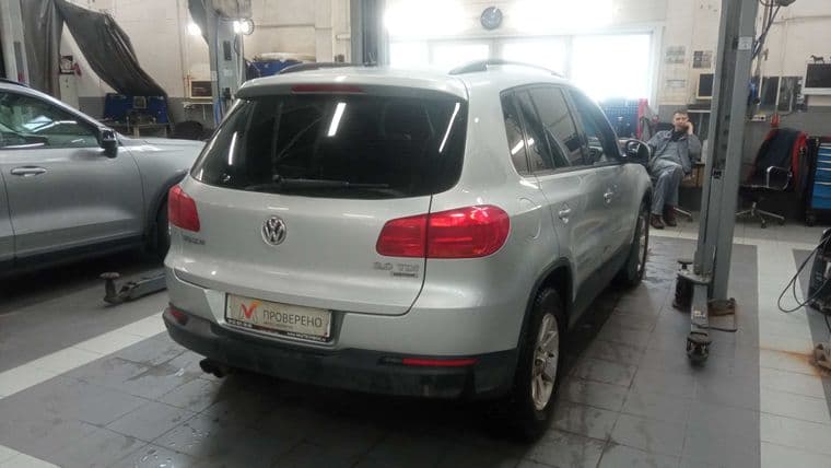 Volkswagen Tiguan, 2013 - вид 2