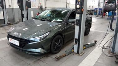 Hyundai Elantra 2021 года, 58 000 км - вид 1