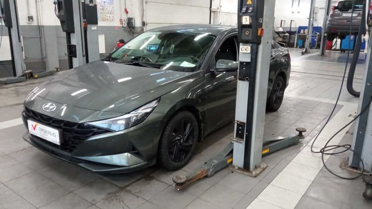 Hyundai Elantra 2021 года, 58 000 км - вид 1