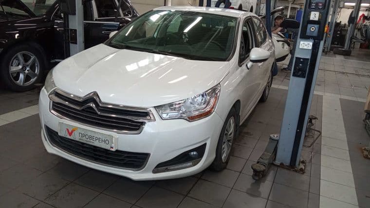 Citroen C4 2016 года, 160 832 км - вид 1