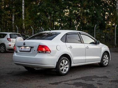 Volkswagen Polo 2015 года, 221 545 км | VIN 45930 - вид 2