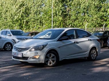 Hyundai Solaris 2015 года, 127 586 км - вид 1