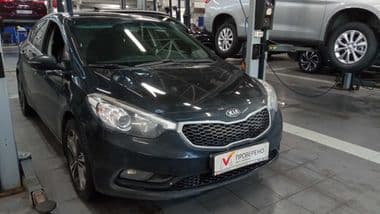KIA Cerato 2014 года, 175 000 км - вид 2