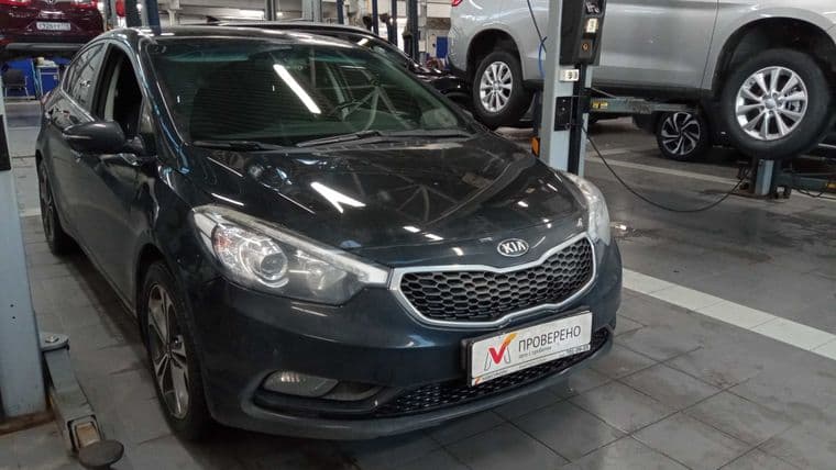 KIA Cerato 2014 года, 175 000 км - вид 2