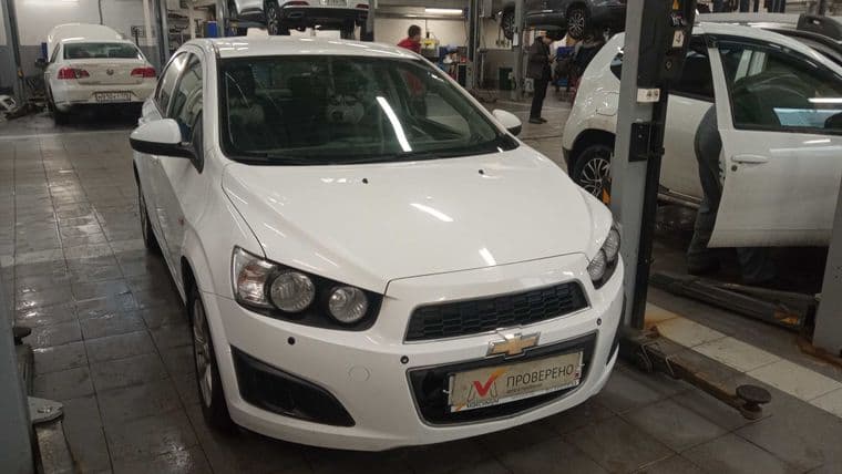 Chevrolet Aveo 2012 года, 129 524 км - вид 2