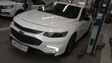 Chevrolet Malibu 2017 года, 268 553 км - вид 1