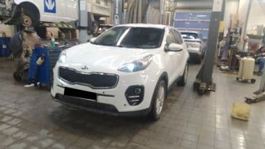 KIA Sportage 2017 года, 90 933 км - вид 1
