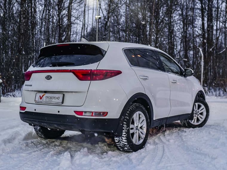 KIA Sportage 2017 года, 90 933 км - вид 2