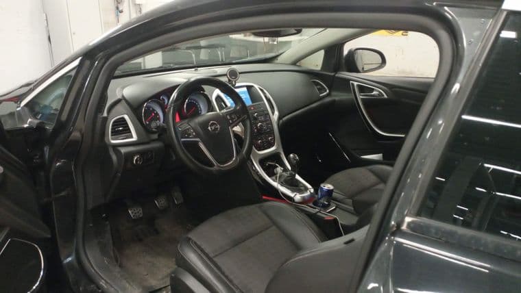 Opel Astra GTC, 2012 - вид 4