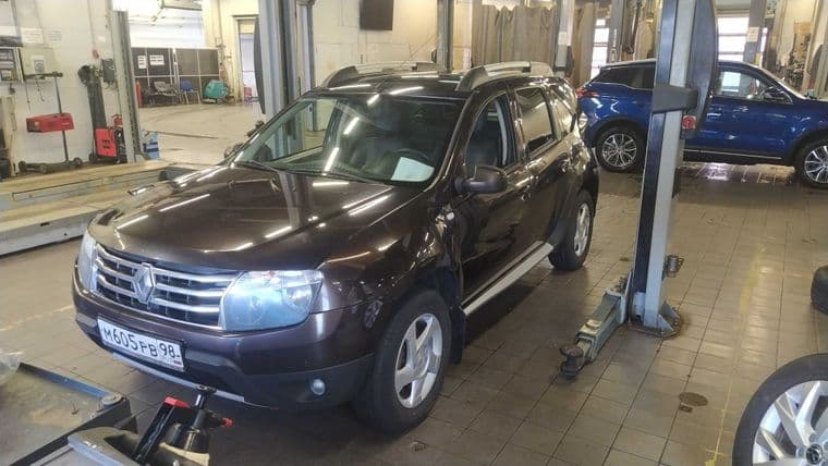 Renault Duster 2015 года, 134 641 км - вид 1