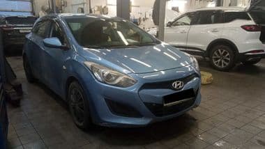 Hyundai i30 2014 года, 202 000 км - вид 2