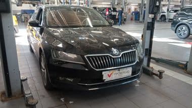 Skoda Superb 2016 года, 193 302 км - вид 2