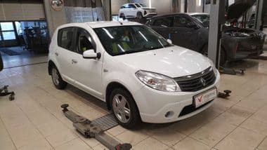 Renault Sandero 2013 года, 158 976 км - вид 2