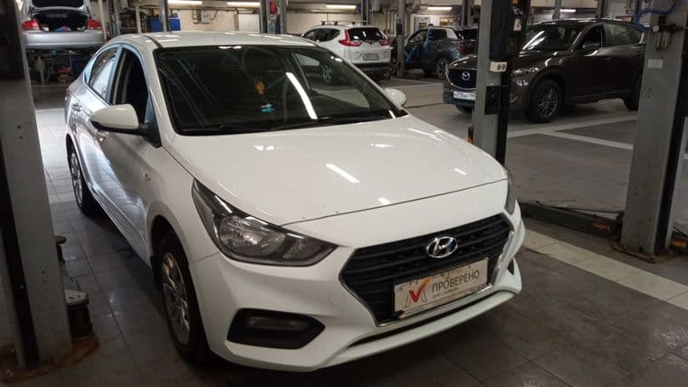 Hyundai Solaris 2017 года, 141 788 км - вид 2