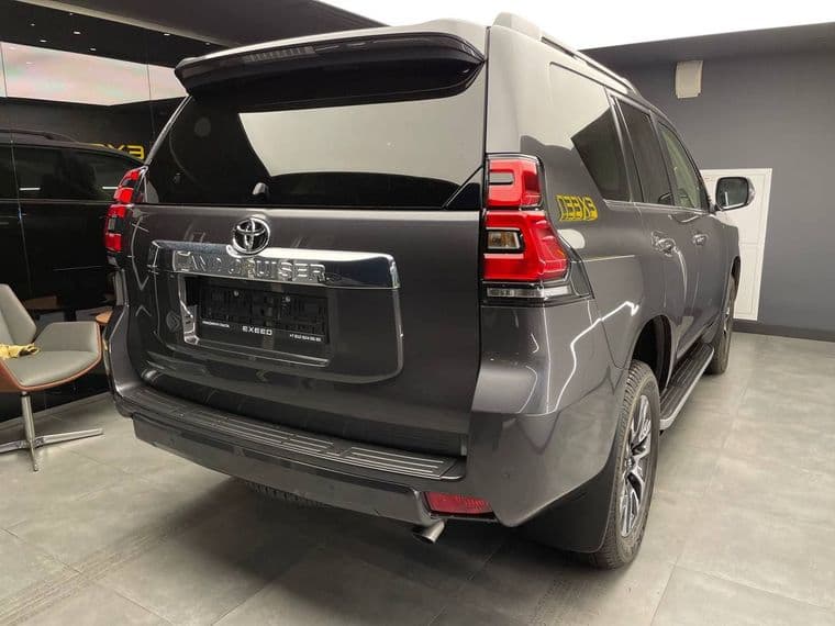 Toyota Land Cruiser Prado, 2022 - вид 3