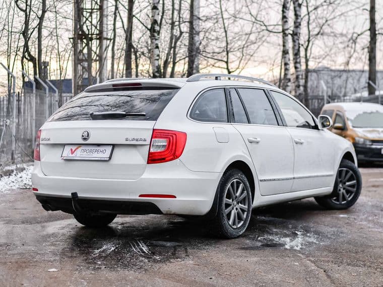Skoda Superb 2013 года, 219 254 км - вид 2