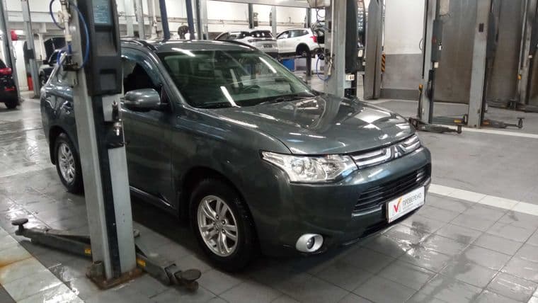 Mitsubishi Outlander 2013 года, 127 994 км - вид 2