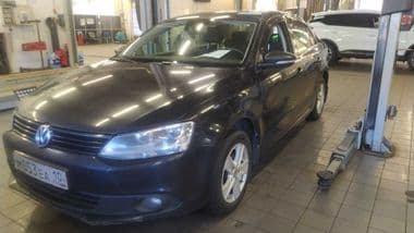 Volkswagen Jetta 2013 года, 217 738 км - вид 1