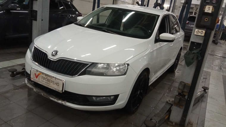 Skoda Rapid 2017 года, 138 511 км - вид 1