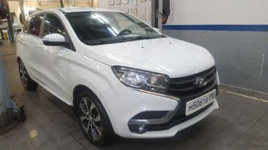 ВАЗ (LADA) XRAY 2017 года, 66 970 км | VIN 65112 - вид 2