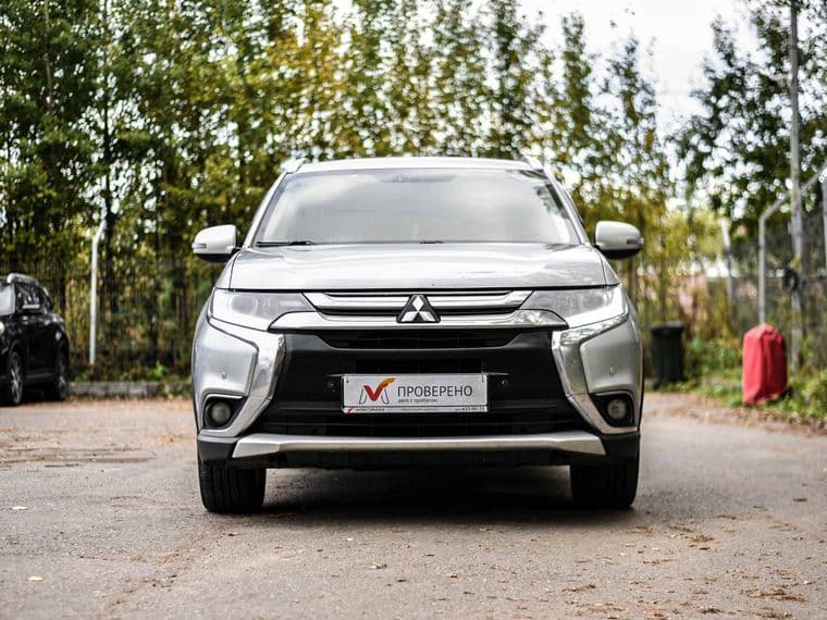 Mitsubishi Outlander, 2017 - вид 2