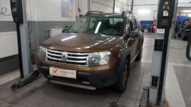 Renault Duster 2013 года, 267 000 км - вид 1