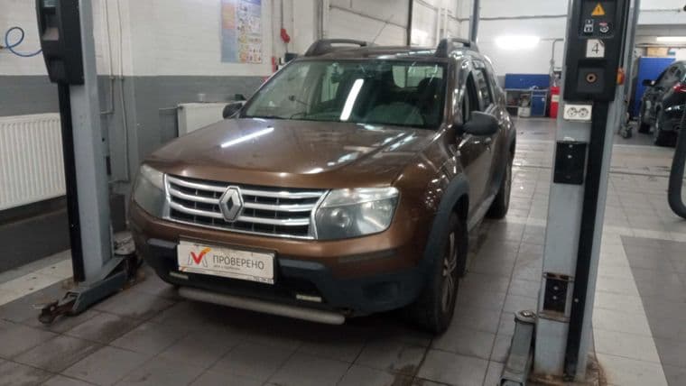 Renault Duster 2013 года, 267 000 км - вид 1