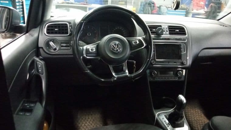 Volkswagen Polo, 2019 - вид 4