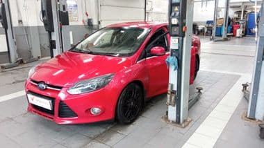 Ford Focus 2011 года, 177 633 км - вид 1