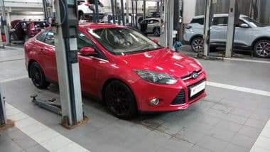 Ford Focus 2011 года, 177 633 км - вид 2