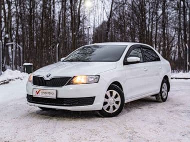 Skoda Rapid 2018 года, 99 000 км - вид 1