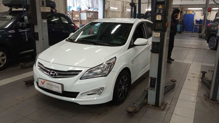 Hyundai Solaris 2016 года, 115 000 км - вид 1