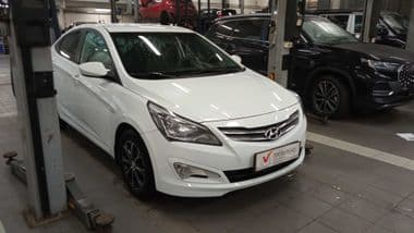 Hyundai Solaris 2016 года, 115 000 км - вид 2