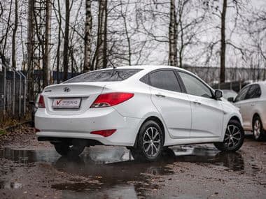 Hyundai Solaris 2016 года, 115 000 км - вид 2